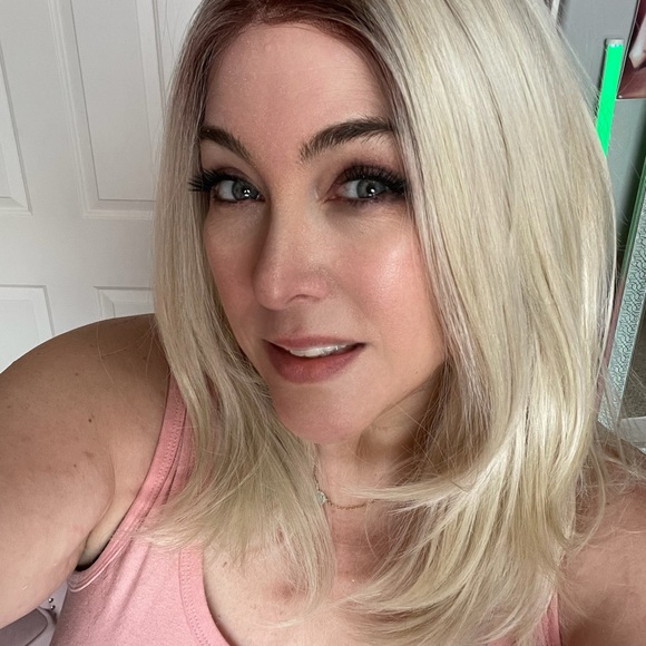 SassyMisfits Monofilament Blonde Wig - Picture 1 of 6
